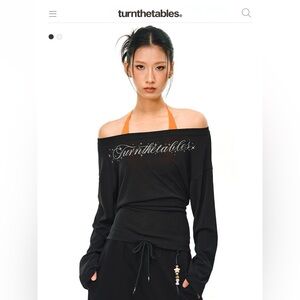 Black Off-Shoulder Long Sleeve Top